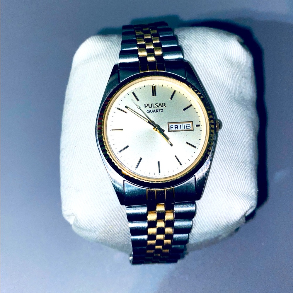 Men’s Vintage Pulsar by Seiko Silver & Gold Tone Watch
